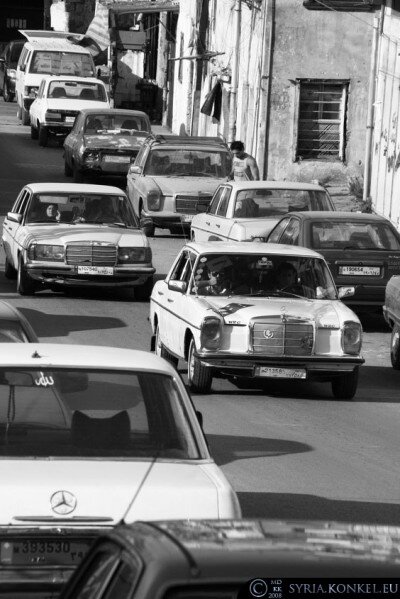 Dlaczego tak popularne są tu mercedesy? Bo się nie psują!